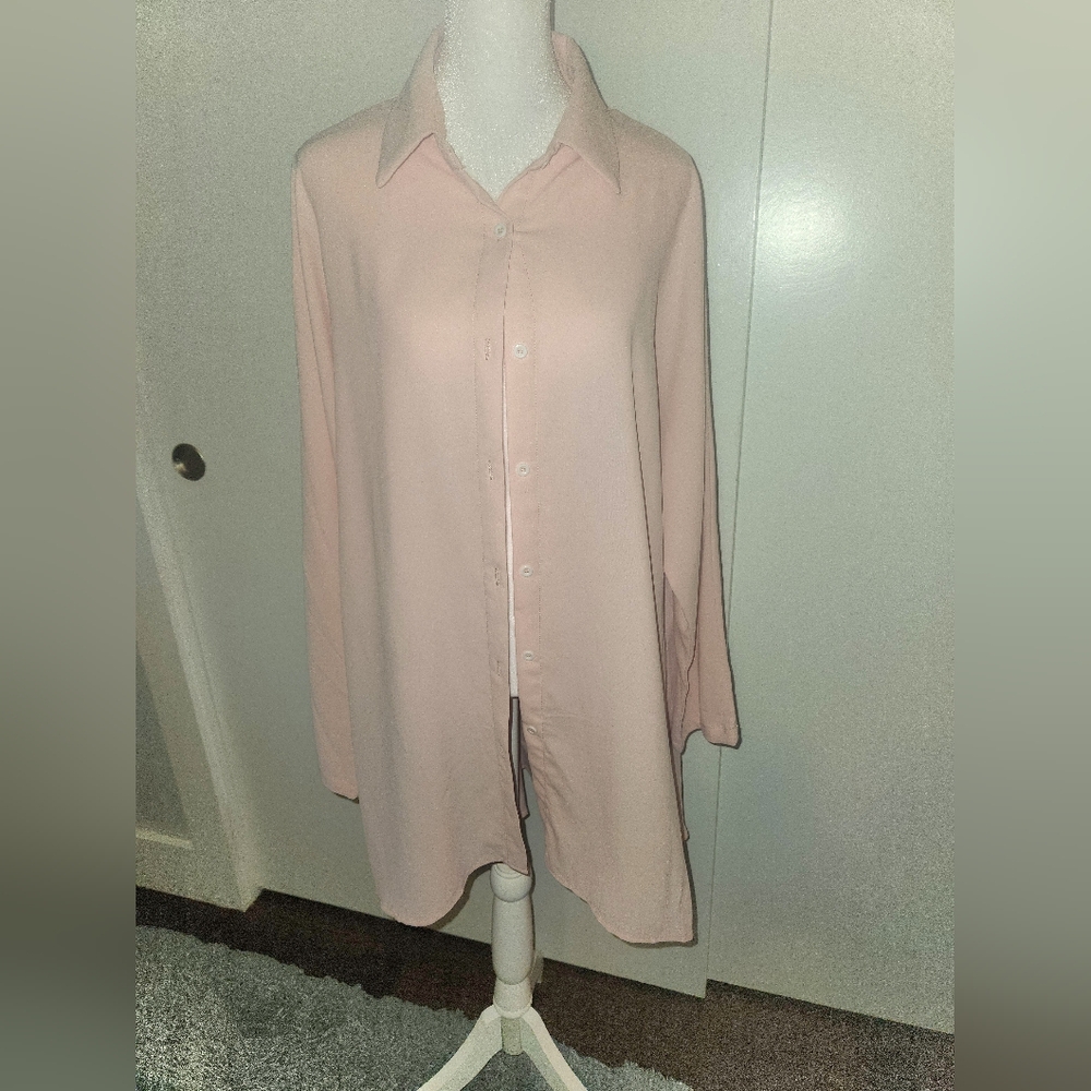 Womens Pink Oversized Long Sleeve Blouse with Collar and 7 Buttons